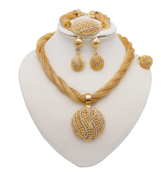 Opulent Gold Elegance Jewelry Set