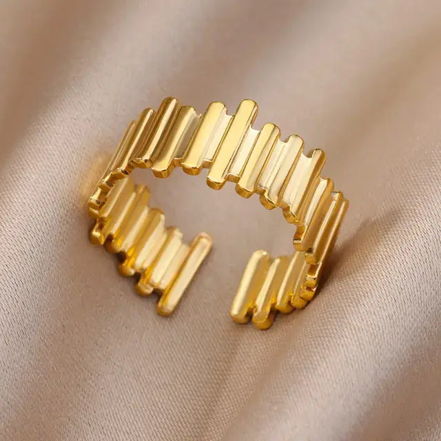 Radiant Trend Stackable Rings (Gold variety)