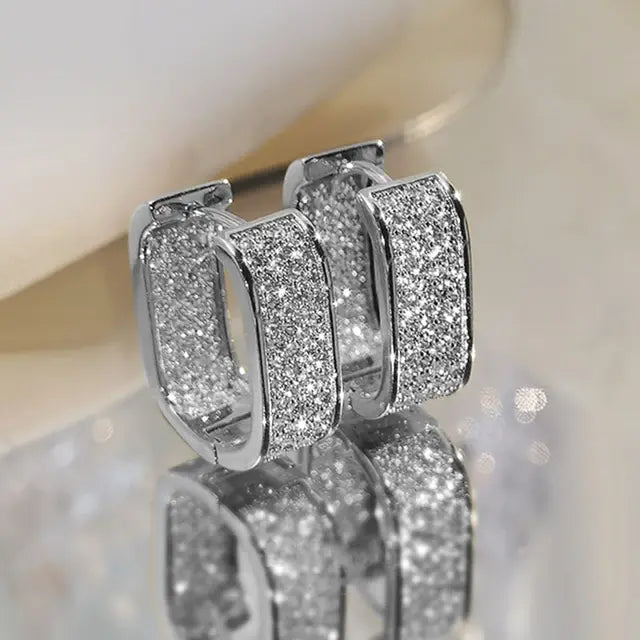 Glamorous Trending Hoop Earrings