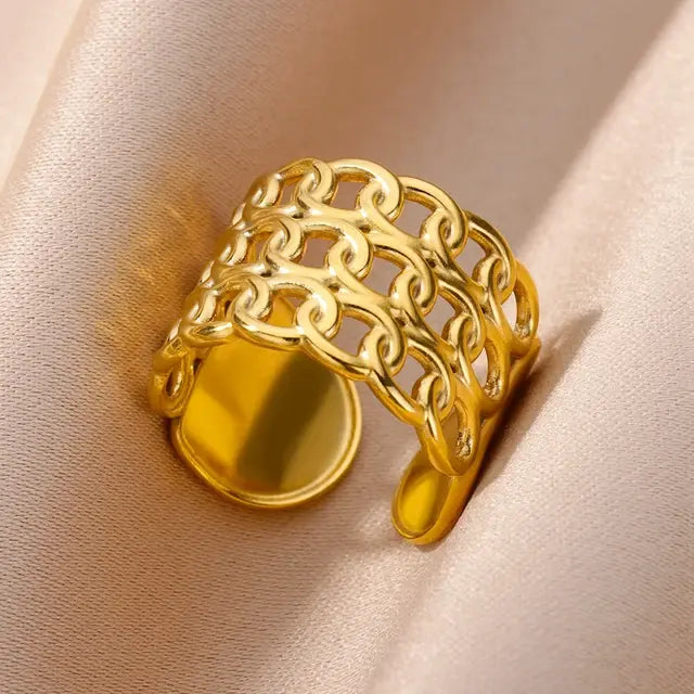 Radiant Trend Stackable Rings (Gold variety)