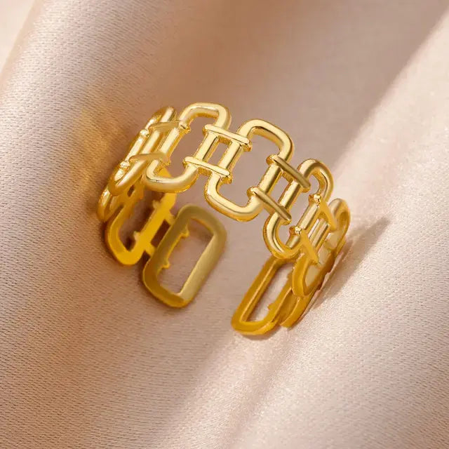 Radiant Trend Stackable Rings (Gold variety)