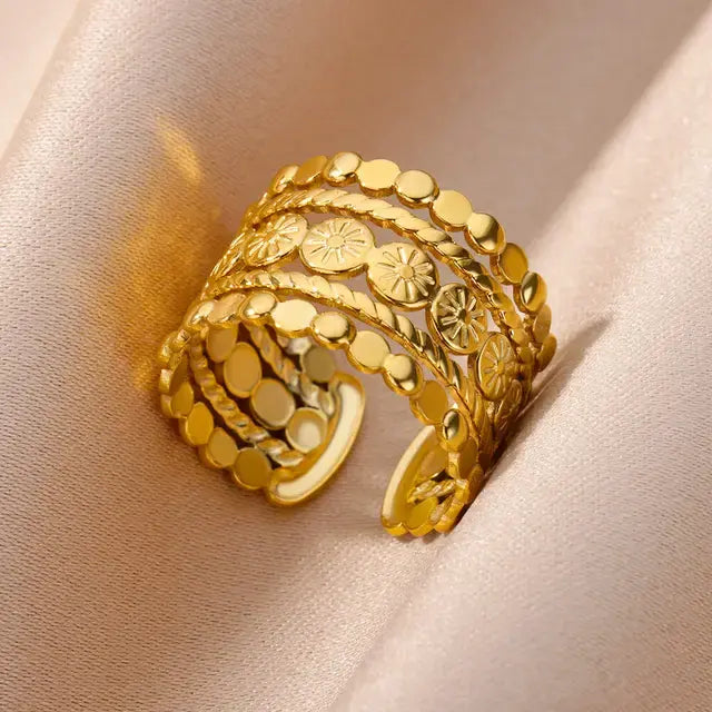 Radiant Trend Stackable Rings (Gold variety)