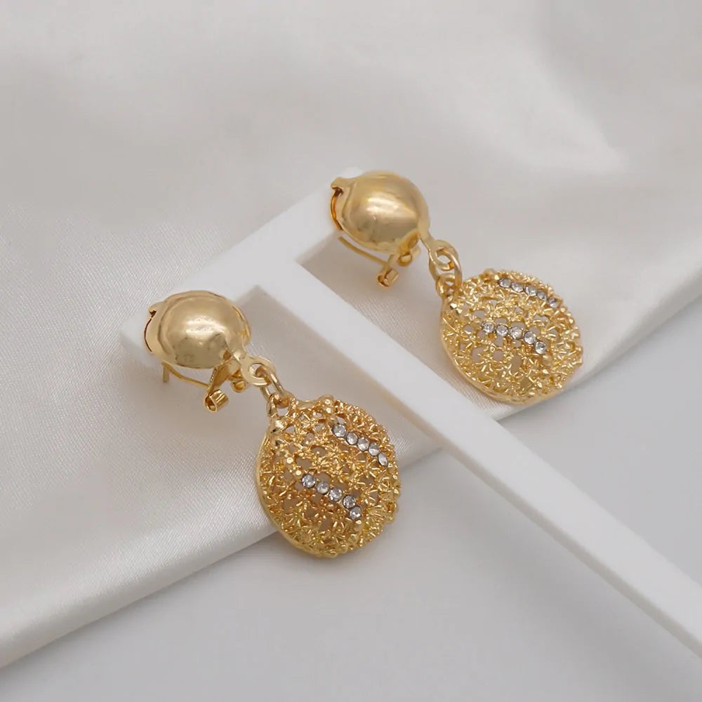 Opulent Gold Elegance Jewelry Set