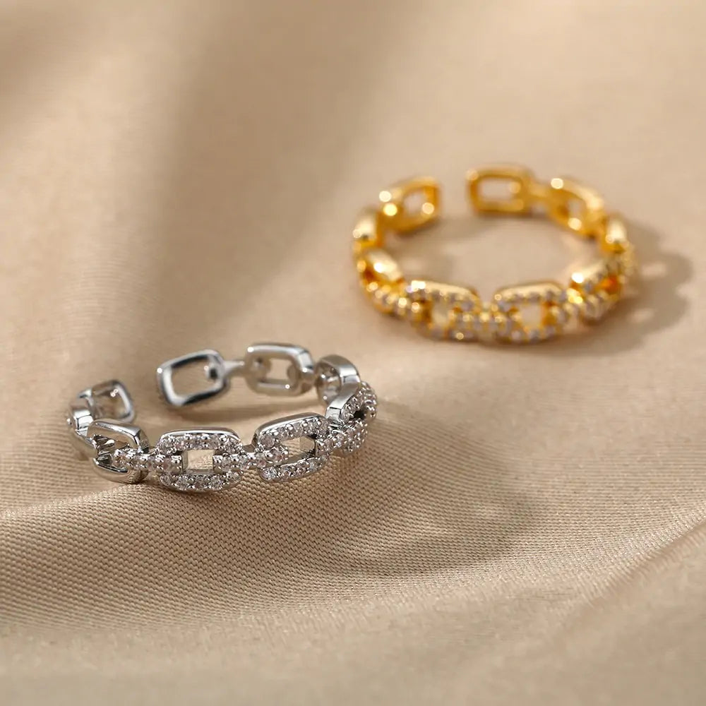 Iconic Entwined Elegance Rings