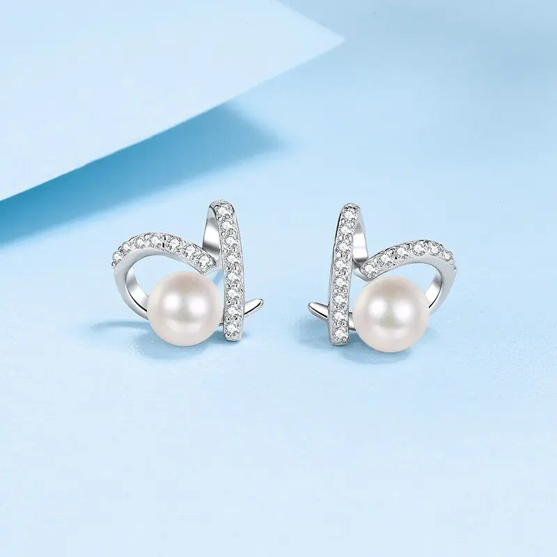 Pearl Elegance Stud Earring