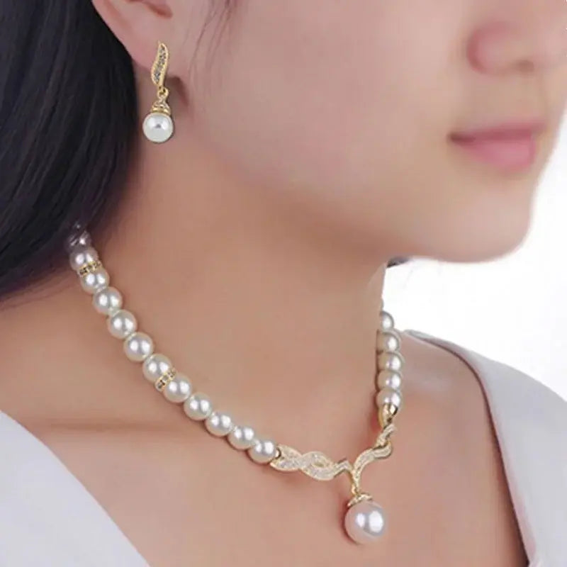 Radiant Pearl Jewelry Set