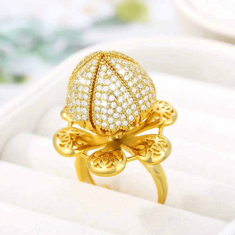 Chic Blossom Rings