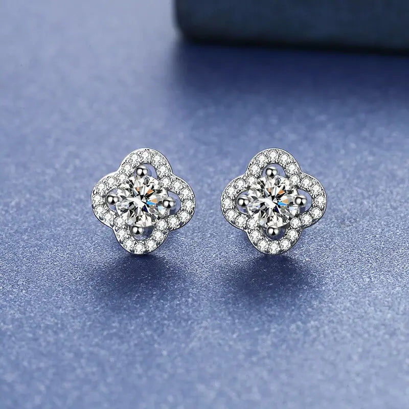 Diamondique Fleur Earrings