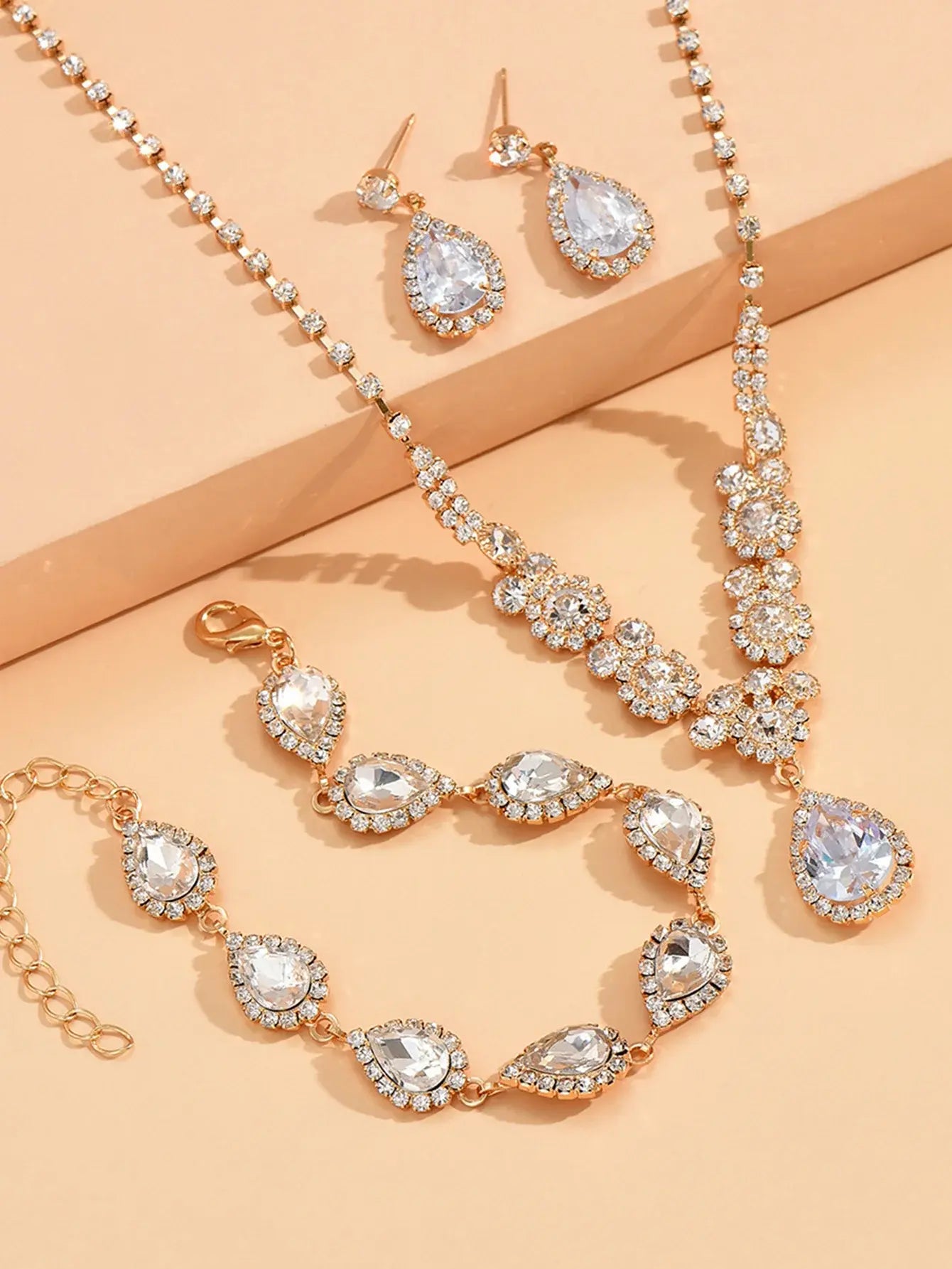 Radiant Dazzle Jewelry Set