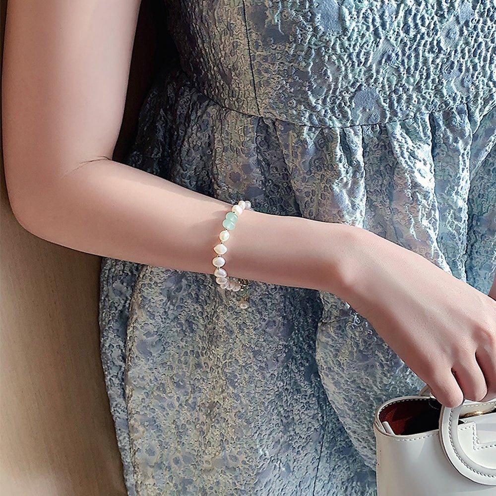 Lustrous Pearl Bracelet - Radiant Jewels Factory