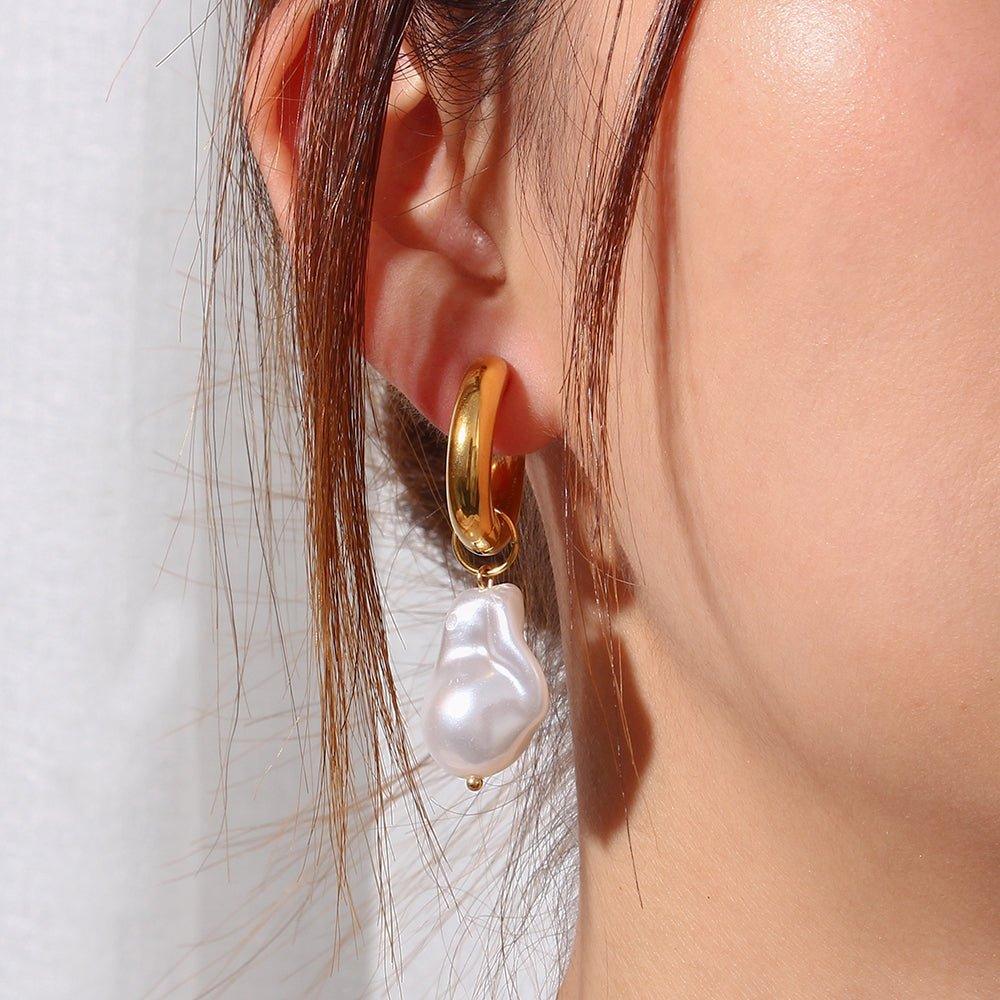Aqua Teardrop Elegance Earrings - Radiant Jewels Factory