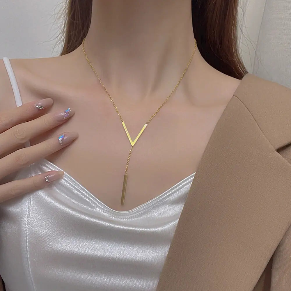 Elegant V-inspired Necklace