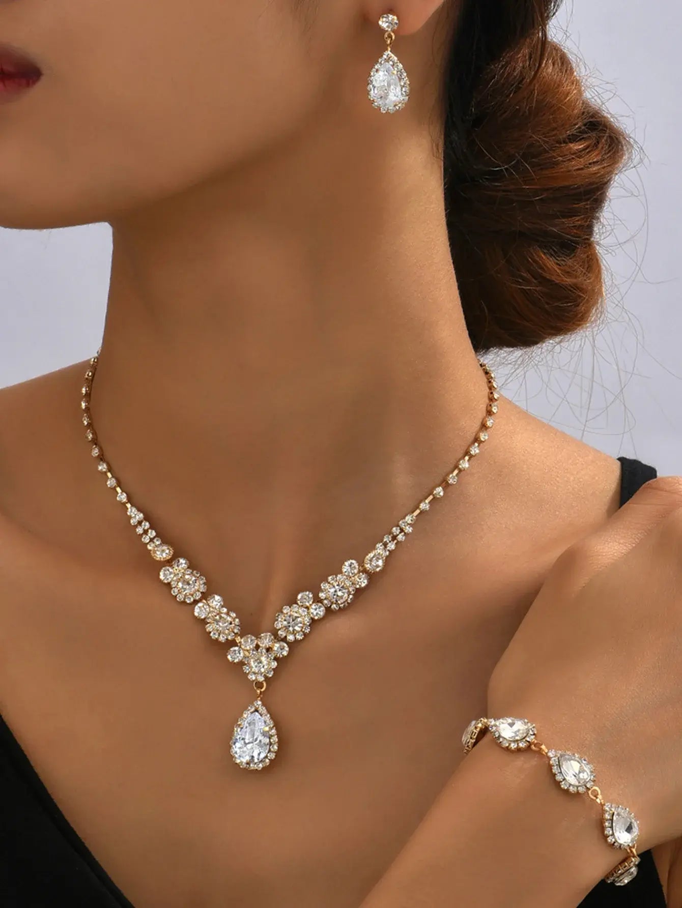 Radiant Dazzle Jewelry Set