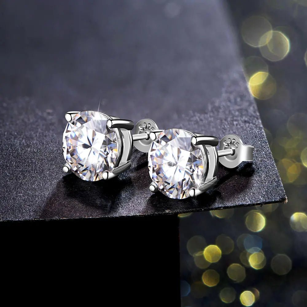 Diamondique Brilliance Studs